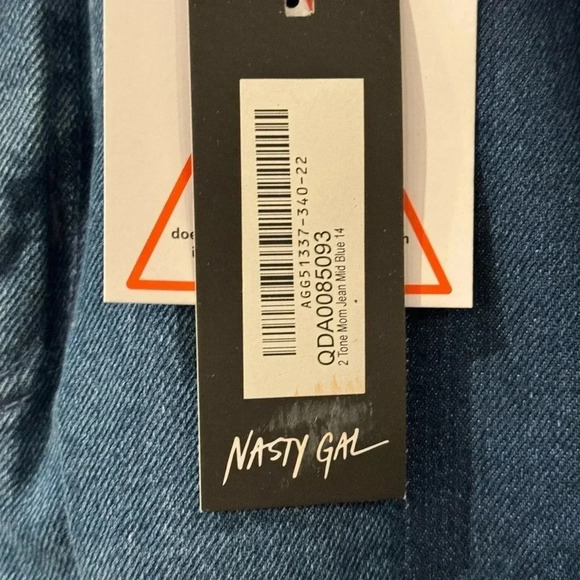 NASTY GAL NWT DUAL COLOR JEANS SIZE 10 - Picture 7 of 7